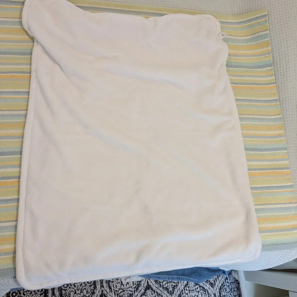 ⭐ Carter's Pink & White Giraffe Reversible Super Soft Baby Blanket
